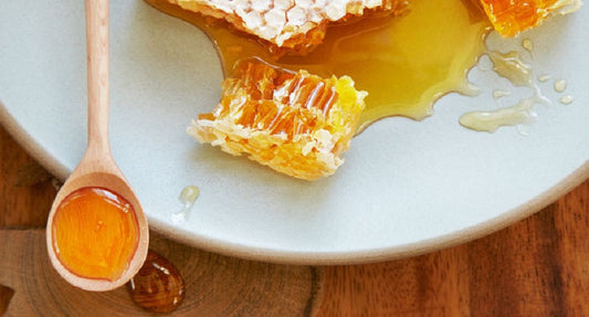 Pure Farm-Fresh Honey – Raw & Unprocessed